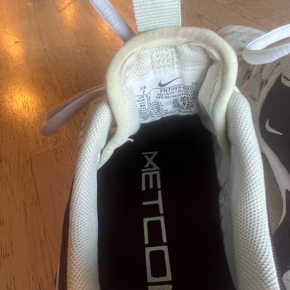 Nike Metcon White and Maroon - Picture 4 of 4